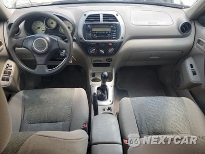 Zdjęcie 8 z 13 samochodu: 2002 TOYOTA RAV4 VIN:JTEGH20V126006707 - miniatura