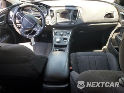 Zdjęcie 8 z 12 samochodu: 2015 CHRYSLER 200 LIMITED VIN:1C3CCCAB1FN742137 - miniatura