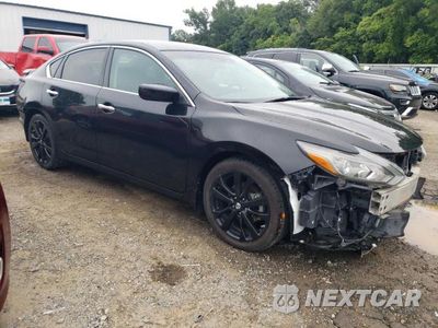 Czwarte zdjęcie samochodu z boku: 2018 NISSAN ALTIMA 2.5 VIN:1N4AL3AP6JC475456 - miniatura
