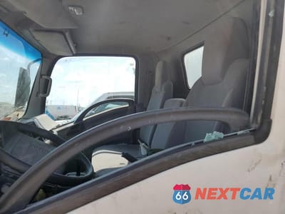 Zdjęcie 7 z 12 samochodu: 2017 ISUZU NPR HD VIN:54DC4W1B0HS802516 - miniatura