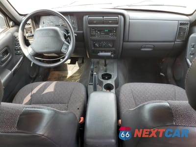 Zdjęcie 8 z 13 samochodu: 2001 JEEP CHEROKEE CLASSIC VIN:1J4FF58S11L500027 - miniatura