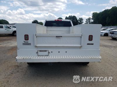 Zdjęcie 6 z 12 samochodu: 2019 RAM 3500 TRADESMAN VIN:3C63RRGL2KG724656 - miniatura