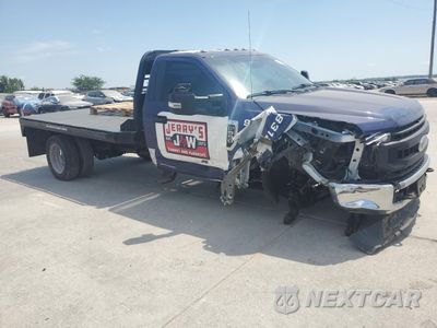 Czwarte zdjęcie samochodu z boku: 2020 FORD F550 SUPER DUTY VIN:1FDUF5GT5LDA09640 - miniatura