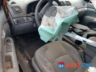 Zdjęcie 8 z 12 samochodu: 2009 KIA BORREGO LX VIN:KNDJJ741995037139 - miniatura