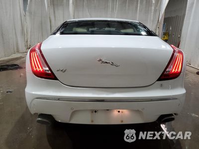 Zdjęcie 6 z 12 samochodu: 2011 JAGUAR XJ VIN:SAJWA1CB6BLV04808 - miniatura