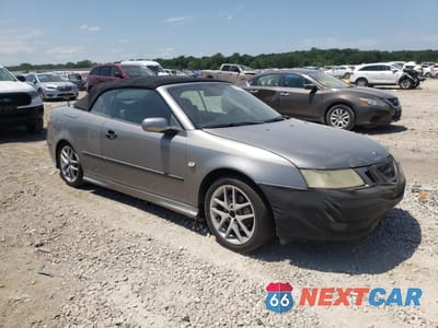 Czwarte zdjęcie samochodu z boku: 2004 SAAB 9-3 AERO VIN:YS3FH79Y646010824 - miniatura