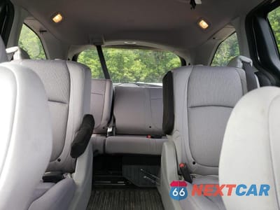 Zdjęcie 10 z 13 samochodu: 2020 HONDA ODYSSEY EX VIN:5FNRL6H41LB503745 - miniatura