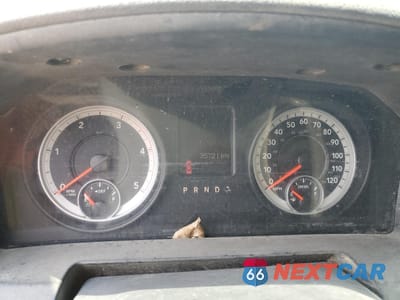 Zdjęcie 9 z 12 samochodu: 2013 RAM 5500 VIN:3C7WRMBL8DG541493 - miniatura