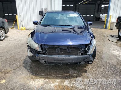 Piąte zdjęcie samochodu w środku: 2010 HONDA ACCORD LX VIN:1HGCP2F32AA114164 - miniatura