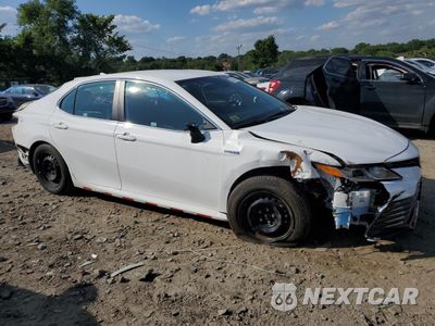 Czwarte zdjęcie samochodu z boku: 2021 TOYOTA CAMRY LE VIN:4T1C31AK4MU547924 - miniatura