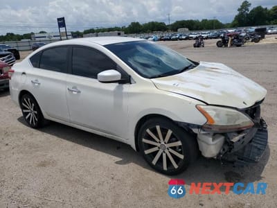 Czwarte zdjęcie samochodu z boku: 2014 NISSAN SENTRA S VIN:3N1AB7AP2EL661870 - miniatura