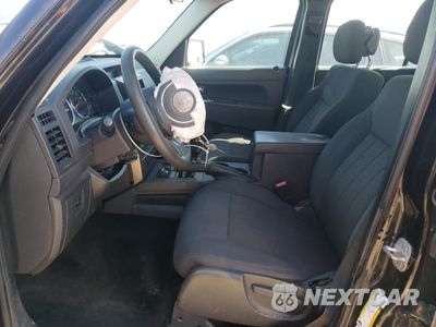 Zdjęcie 7 z 13 samochodu: 2012 JEEP LIBERTY SPORT VIN:1C4PJMAK2CW168517 - miniatura