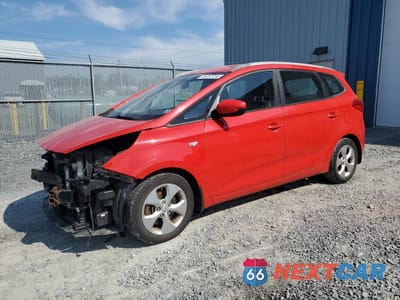 2014 KIA RONDO KNAHT8A32E7058334 - główne zdjęcie licytacji z USA - miniatura