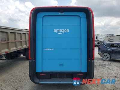 Zdjęcie 11 z 13 samochodu: 2023 RIVIAN EDV 700 VIN:7FCEHEB78PN005542 - miniatura