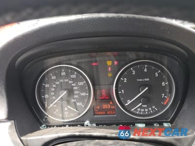 Zdjęcie 9 z 12 samochodu: 2011 BMW 328 XI VIN:WBAPK7C51BA771795 - miniatura