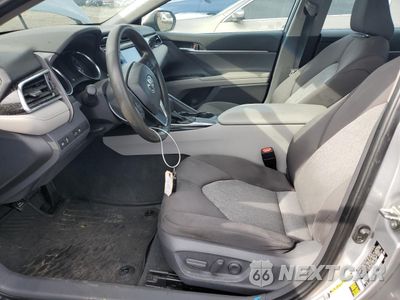 Zdjęcie 7 z 12 samochodu: 2018 TOYOTA CAMRY L VIN:4T1B11HK6JU155238 - miniatura