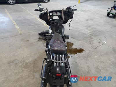 Zdjęcie 6 z 8 samochodu: 2018 HARLEY-DAVIDSON FLHXS 115TH ANNIVERSARY STREET GLIDE SPECIAL VIN:1HD1KYC19JB632579 - miniatura