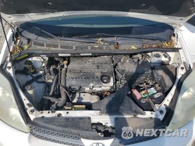 Zdjęcie 12 z 13 samochodu: 2004 TOYOTA SIENNA CE VIN:5TDZA23C34S047757 - miniatura
