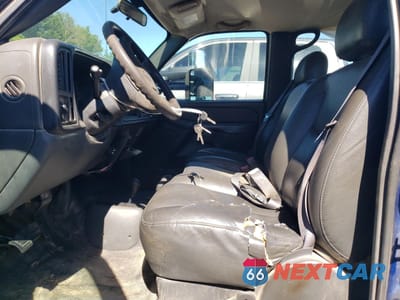 Zdjęcie 7 z 12 samochodu: 2004 CHEVROLET SILVERADO K3500 VIN:1GBJK33274F208350 - miniatura