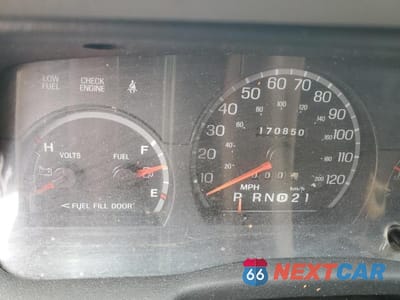 Zdjęcie 9 z 12 samochodu: 1998 FORD CROWN VICTORIA VIN:2FAFP73W3XX237078 - miniatura