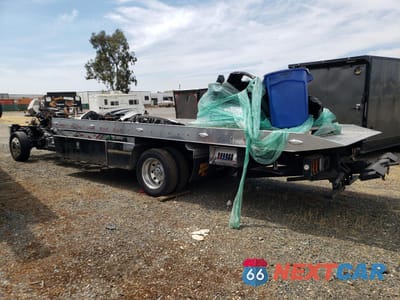 Drugie zdjęcie samochodu z przodu: 2022 RAM 5500 VIN:3C7WRNDL9NG379474 - miniatura