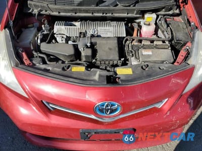 Zdjęcie 11 z 12 samochodu: 2013 TOYOTA PRIUS V VIN:JTDZN3EU6D3229499 - miniatura
