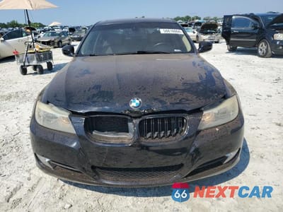 Piąte zdjęcie samochodu w środku: 2011 BMW 328 XI SULEV VIN:WBAPK5C58BA655787 - miniatura