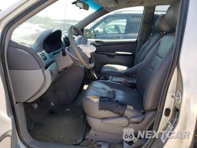 Zdjęcie 7 z 14 samochodu: 2005 TOYOTA SIENNA CE VIN:5TDZA23C35S228858 - miniatura