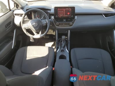 Zdjęcie 8 z 13 samochodu: 2022 TOYOTA COROLLA CROSS LE VIN:7MUCAAAG5NV014952 - miniatura