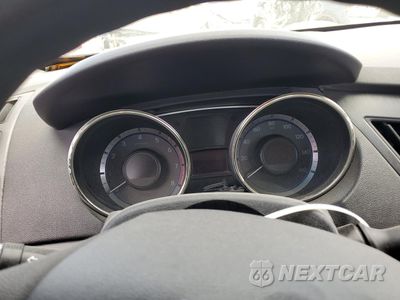 Zdjęcie 9 z 12 samochodu: 2012 HYUNDAI SONATA GLS VIN:5NPEB4AC9CH391317 - miniatura