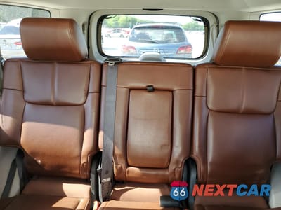 Zdjęcie 10 z 13 samochodu: 2007 JEEP COMMANDER LIMITED VIN:1J8HH58P07C519108 - miniatura