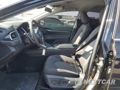 Zdjęcie 7 z 13 samochodu: 2018 TOYOTA CAMRY LE VIN:4T1B31HK9JU504127 - miniatura