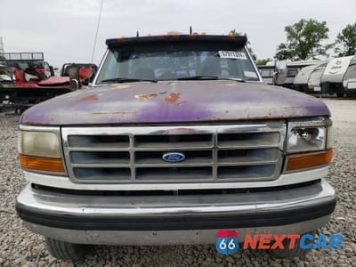 Piąte zdjęcie samochodu w środku: 1992 FORD F SUPER DUTY VIN:2FDLF47G6NCA78400 - miniatura
