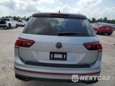Zdjęcie 6 z 12 samochodu: 2022 VOLKSWAGEN TIGUAN SE R-LINE BLACK VIN:3VVCB7AX8NM155073 - miniatura
