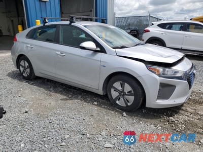 Czwarte zdjęcie samochodu z boku: 2019 HYUNDAI IONIQ SEL VIN:KMHC75LC9KU115103 - miniatura