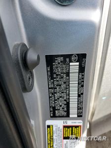 Zdjęcie 12 z 12 samochodu: 2018 TOYOTA CAMRY L VIN:4T1B11HK6JU155238 - miniatura