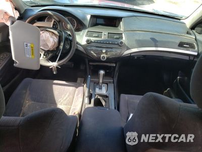 Zdjęcie 8 z 13 samochodu: 2011 HONDA ACCORD LX VIN:1HGCP2F31BA135041 - miniatura