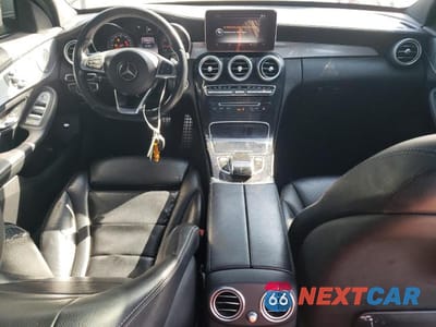 Zdjęcie 8 z 12 samochodu: 2015 MERCEDES-BENZ C 300 4MATIC VIN:55SWF4KB0FU075501 - miniatura
