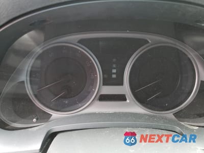 Zdjęcie 9 z 12 samochodu: 2008 LEXUS IS 350 VIN:JTHBE262X82015702 - miniatura