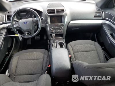 Zdjęcie 8 z 14 samochodu: 2017 FORD EXPLORER XLT VIN:1FM5K8D84HGD47344 - miniatura