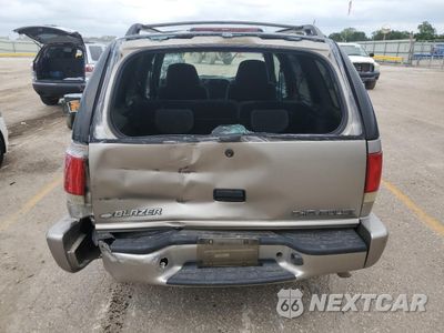 Zdjęcie 6 z 13 samochodu: 1998 CHEVROLET BLAZER VIN:1GNDT13W7W2254520 - miniatura