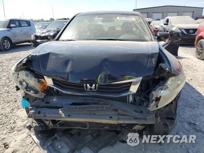 Piąte zdjęcie samochodu w środku: 2010 HONDA ACCORD LX VIN:1HGCP2F31AA011351 - miniatura
