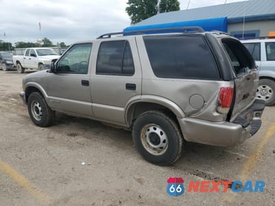 Drugie zdjęcie samochodu z przodu: 1998 CHEVROLET BLAZER VIN:1GNDT13W7W2254520 - miniatura