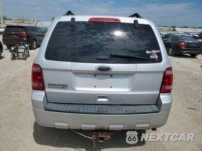 Zdjęcie 6 z 13 samochodu: 2012 FORD ESCAPE XLT VIN:1FMCU0D78CKC79100 - miniatura