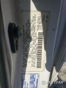 Zdjęcie 13 z 13 samochodu: 2004 TOYOTA SIENNA CE VIN:5TDZA23C34S047757 - miniatura
