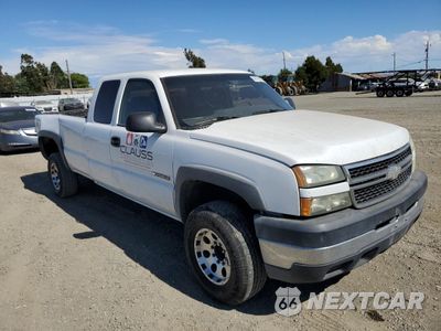Czwarte zdjęcie samochodu z boku: 2007 CHEVROLET SILVERADO C2500 HEAVY DUTY VIN:1GCHC29U47E105195 - miniatura