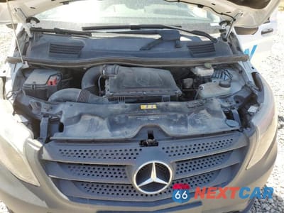 Zdjęcie 12 z 13 samochodu: 2016 MERCEDES BENZ METRIS VIN:WD4PG2EE2G3162673 - miniatura