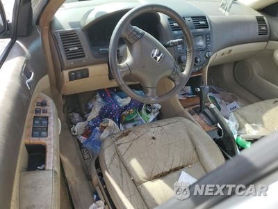 Zdjęcie 8 z 13 samochodu: 2004 HONDA ACCORD EX VIN:1HGCM66544A097471 - miniatura