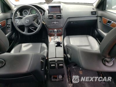 Zdjęcie 8 z 12 samochodu: 2008 MERCEDES-BENZ C 300 VIN:WDDGF54X58F055754 - miniatura