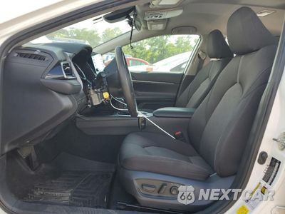 Zdjęcie 7 z 13 samochodu: 2021 TOYOTA CAMRY LE VIN:4T1C31AK4MU547924 - miniatura